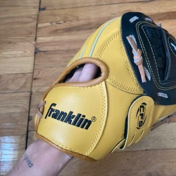 Baseball + Softball Gloves - Field Master Adult + Youth Baseball - Picture 2 of 4